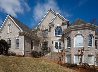 1090 Gunter Ct, Alpharetta, GA 30022