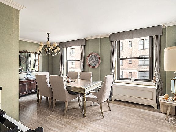 4th image of 112 E 83rd St APT 4C