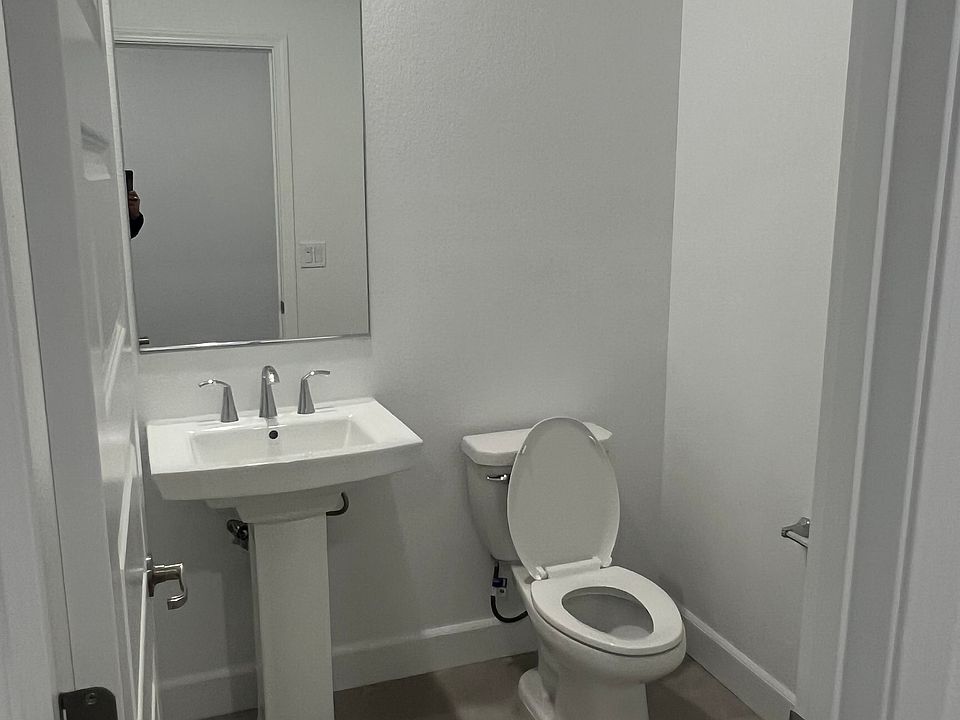 1st image of 5032 Pinaleno Way