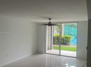 4560 NW 107th Ave APT 102-12, Doral, FL 33178