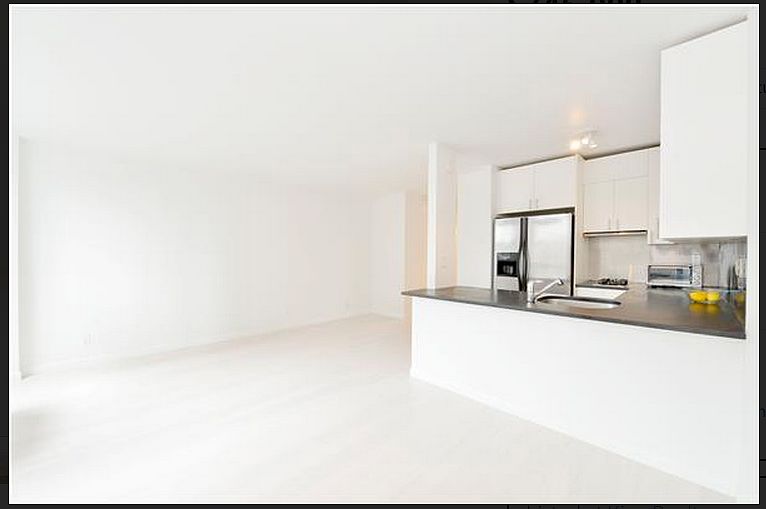 1st image of 1 Irving Pl APT G18h