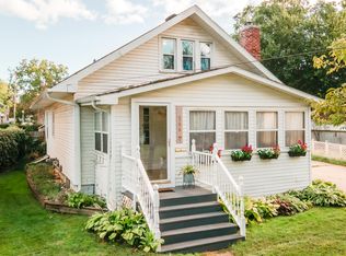 566 E Willard Ave, Lansing, MI 48910