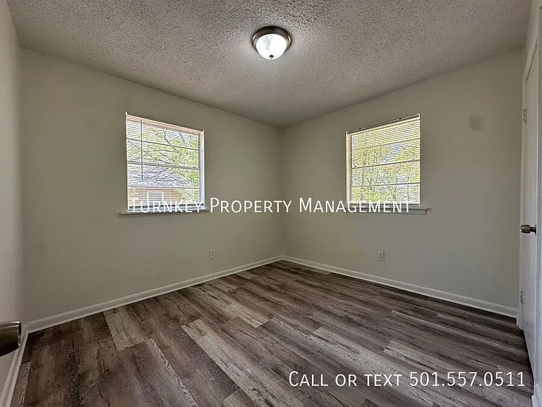4112 Elam St — Photo 3