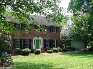 572 Cross Creek Dr, Mount Airy, NC 27030