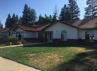 249 Fairbanks Ave, Sanger, CA 93657