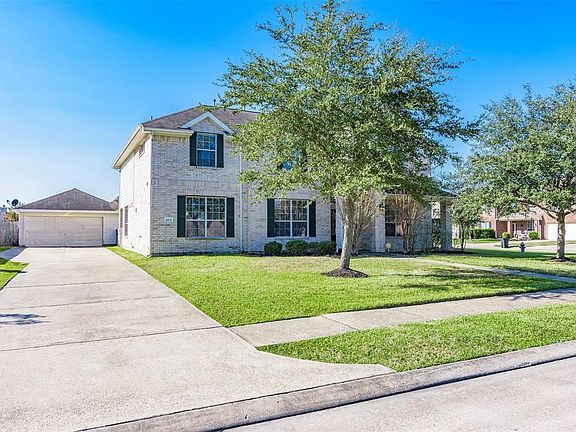 2nd image of 4204 Oriole Trails Dr