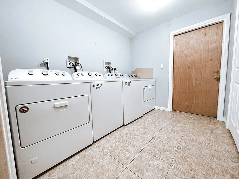 59 Arlington Ave #2 — Photo 17