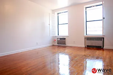 Rented by Wave Real Estate Group