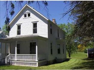 1027 Chapel St, Oneida, NY 13421