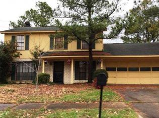 1015 Roselawn Dr W, West Memphis, AR 72301
