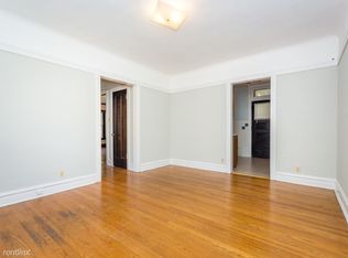4008 N Avers Ave, Chicago, IL 60618