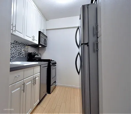 Rented by Corcoran | media 55