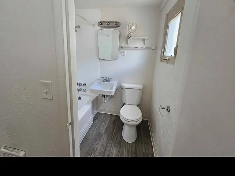 4120 Beach Dr SW #13 — Photo 8