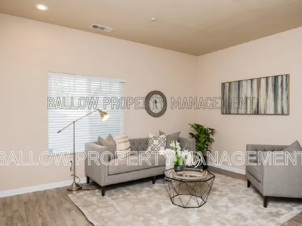 1327 Holly Ave, Imperial Beach, CA 91932