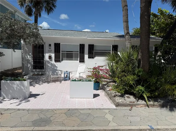 107 4th Ave, Saint Pete Beach, FL 33706