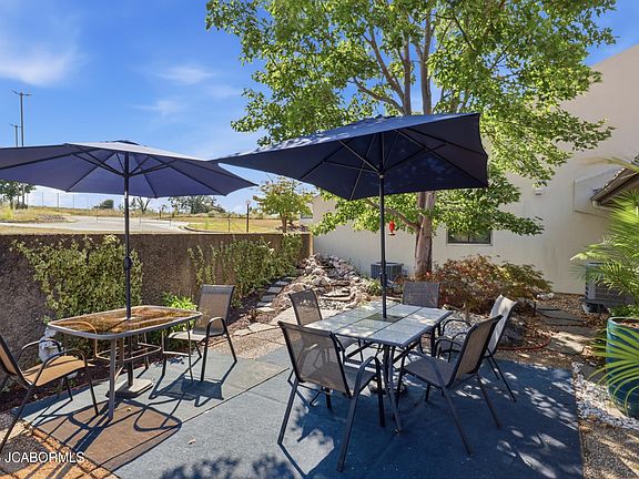 2nd image of 343 Racquet Club Dr #226