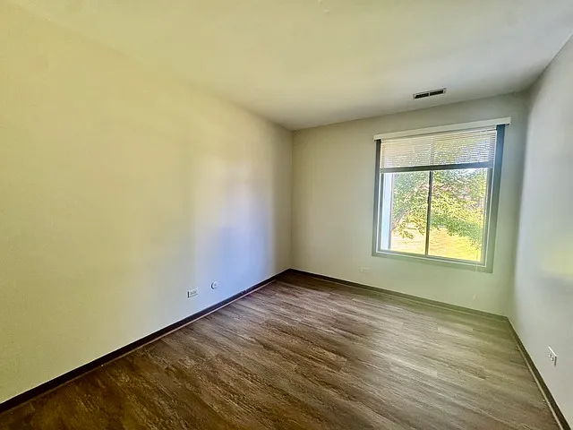 1737 Harrow Ct #B — Photo 11