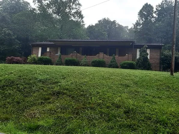 1028 Burns Hollow Rd, Lucasville, OH 45648