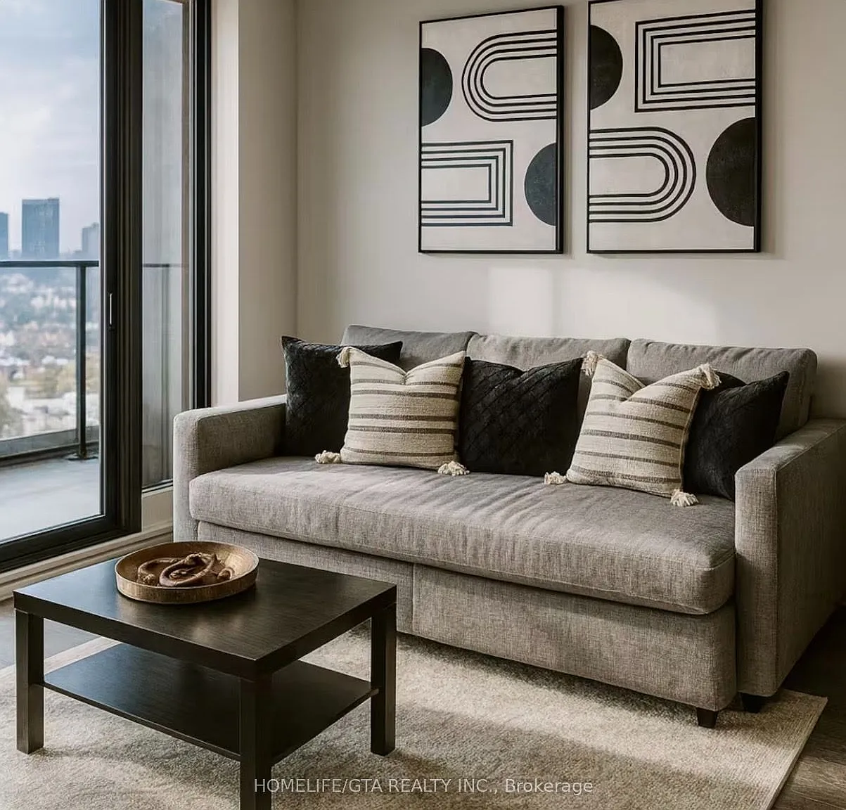 2 bed, $2,600 — Photo 2