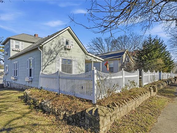 3rd image of 414 Pine St