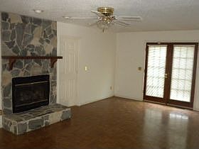 4th image of 4601 Southall Dr