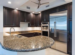 23850 Via Italia Cir APT 203, Estero, FL 34134