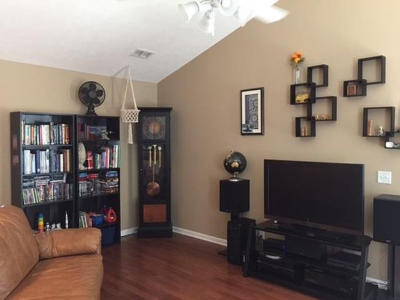3rd image of 3623 Indian Creek Blvd