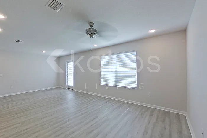 4789 Malay Cir — Photo 2