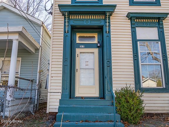 4th image of 2616 Montgomery St