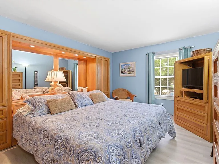 4805 Cobia Dr SE #D — Photo 28