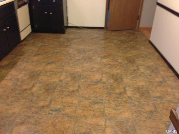 2nd image of 3604 Candlewyck Club Dr APT F