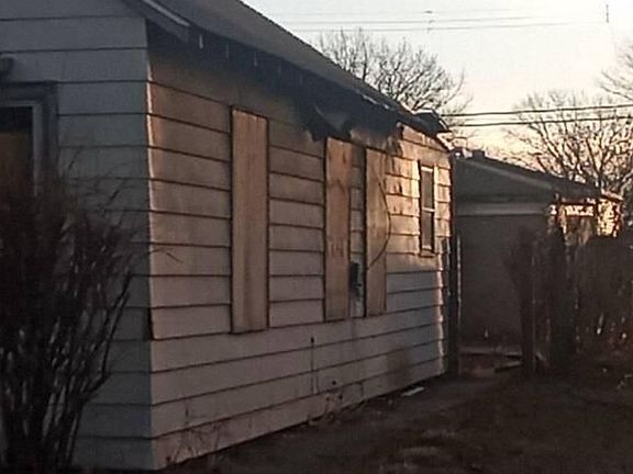 2nd image of 3911 McCook Ave