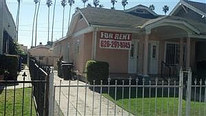 2nd image of 1040 W 55th St