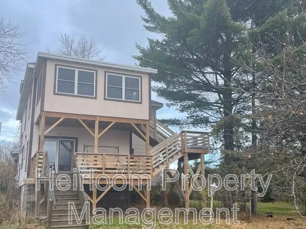 5348 London Rd, Duluth, MN 55804