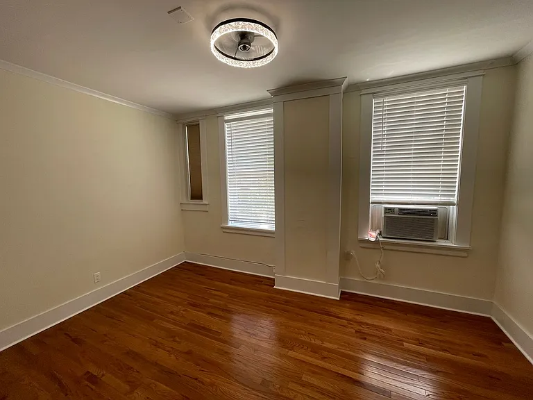 24 E Liberty St #16B — Photo 12