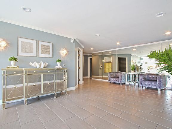 3rd image of 3144 S Canfield Ave #310