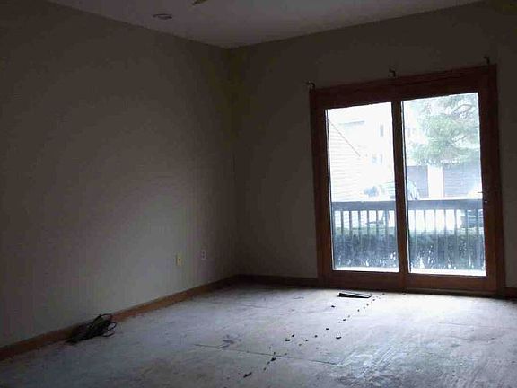 5th image of 1101 Mill Pond Dr