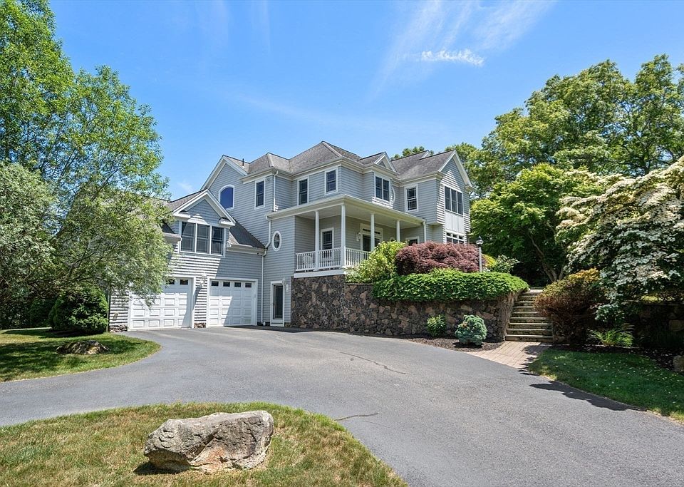 1st image of 318 Center Hill Rd