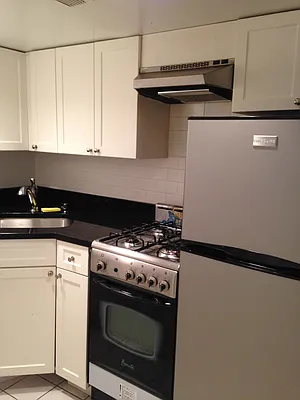 Rented by Wolf Brokerage LLC | media 9