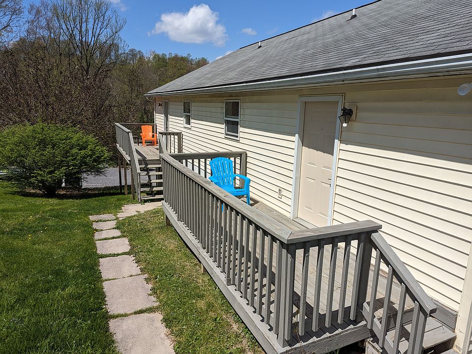 1st image of 650 Hillwood Dr #202