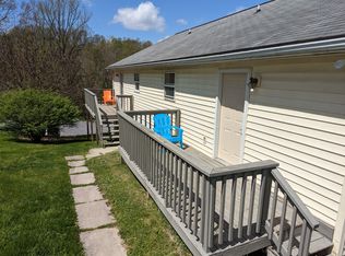 650 Hillwood Dr #202, Morgantown, WV 26508