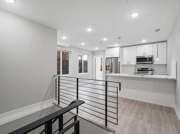 649 N 35th St UNIT 102