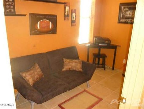 Den Area