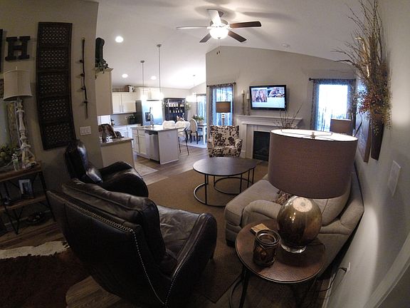 2nd image of 8983 Linden Dr
