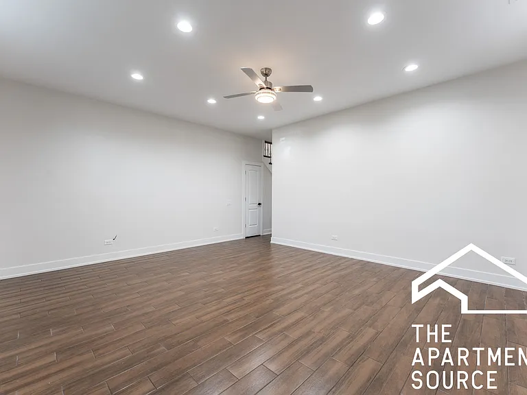 3329 N Avers Ave #1S — Photo 21