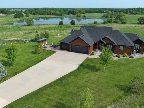 29437 141st Ave, New Prague, MN 56071