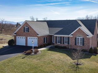 31 Jefferson Grn, Waynesboro, VA 22980