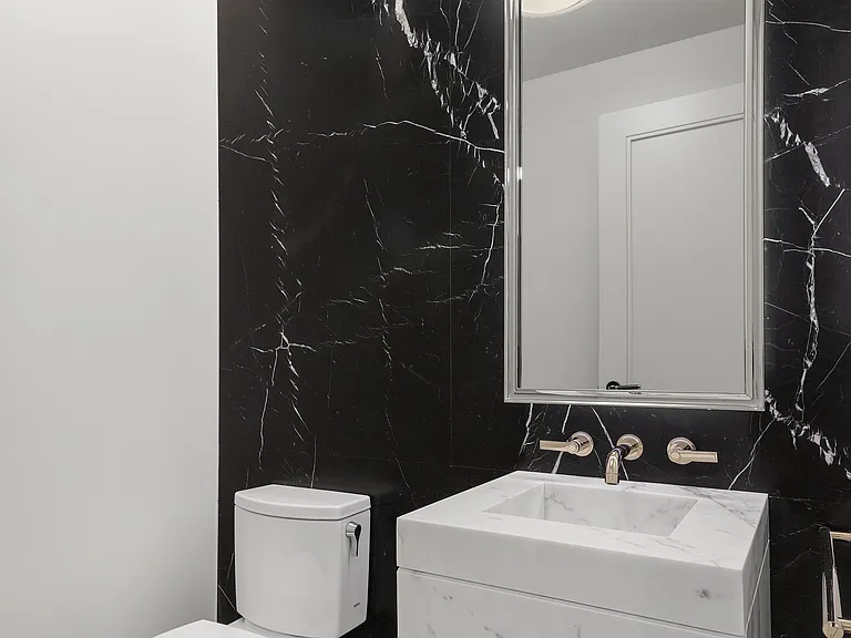 25 Park Row #34B — Photo 14