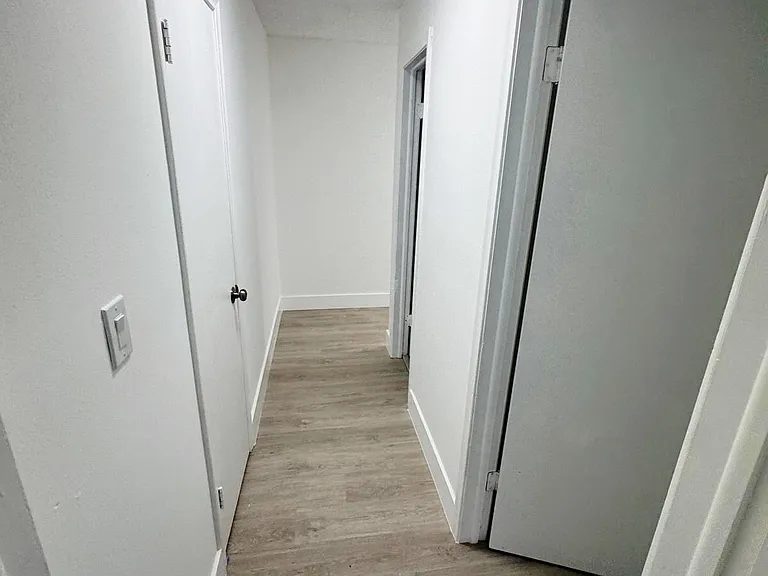 3920 Woodside Dr #14 — Photo 18