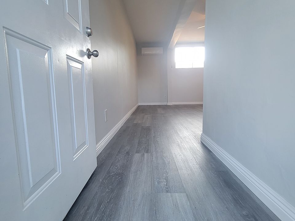 1st image of 2550 Montrose Ave
